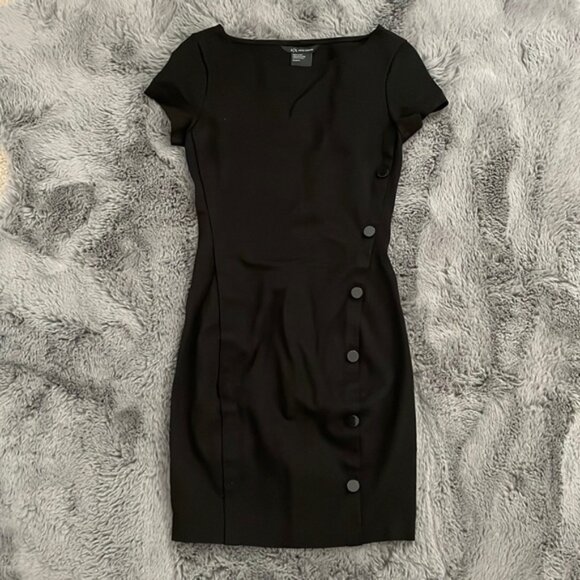 A | X Short Sleeved Button Accent Black Pullover Dress - Picture 1 of 8